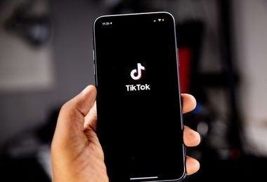 Le aziende sarde utilizzano i social media, boom di TikTok