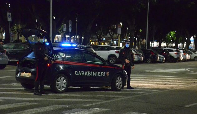 Cagliari, prese a morsi il rivale durante una lite: denunciato 34enne