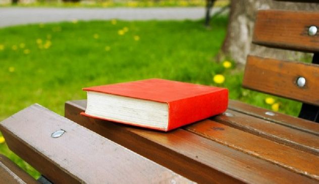 Cagliari, arriva alla Marina il bookcrossing degli studenti