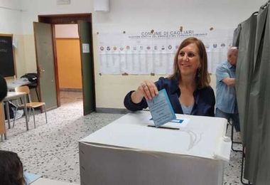 Amministrative Cagliari, Alessandra Zedda ha votato 
