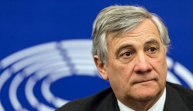 Europee: Tajani, 'dedichiamo straordinario successo a Berlusconi'