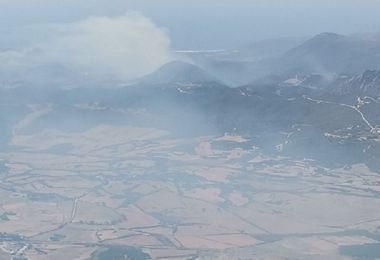 Incendi: 8 i roghi in Sardegna, elicottero a Gonnesa
