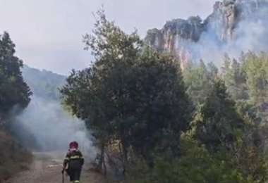 Tredici incendi oggi in Sardegna, per 6 di questi intervenuti gli elicotteri