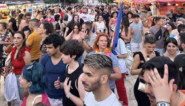 Pride 2024: in migliaia hanno sfilato in una Cagliari variopinta