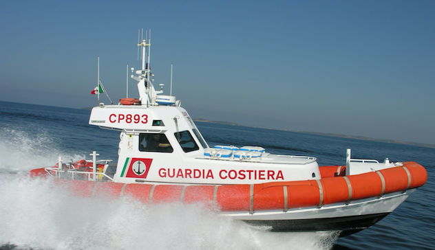 Partita da Olbia, soccorsa in mare aperto imbarcazione in avaria