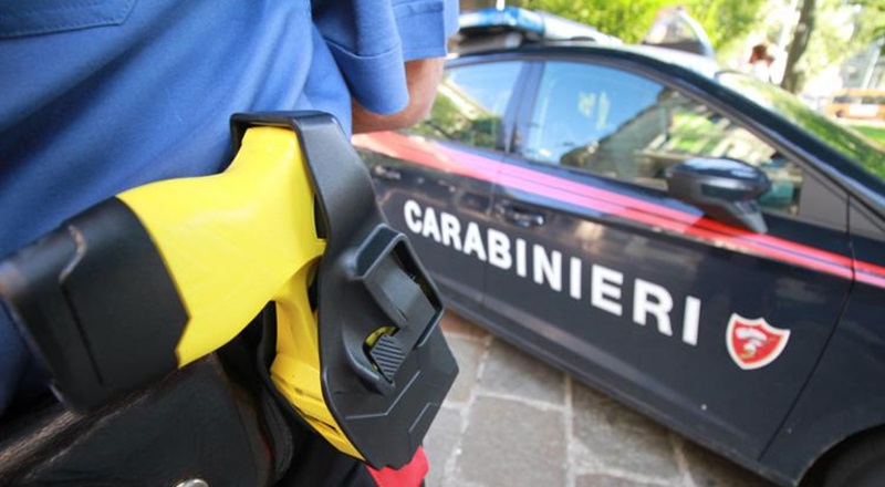 Bolzano, carabinieri usano il taser: accusa malore e muore