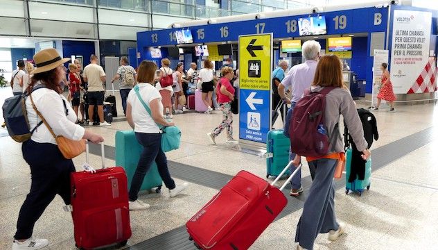 Tilt informatico globale, ritardi anche negli aeroporti sardi