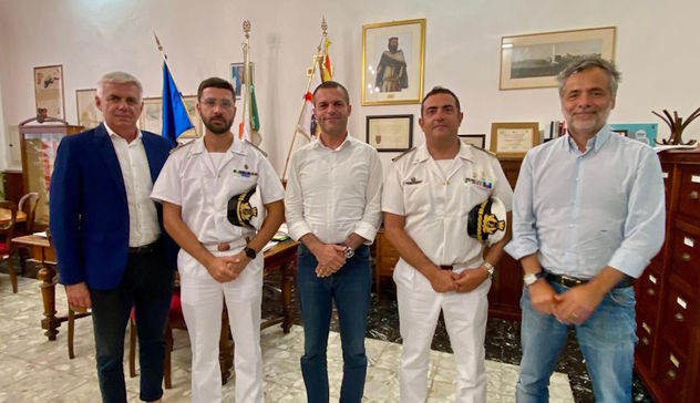 Alghero, incontro del sindaco Cacciotto a Porta Terra con i vertici della Capitaneria di Porto