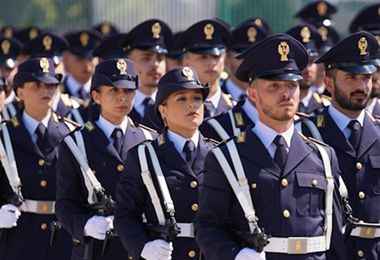 Polizia. Concorso pubblico per l’assunzione di 1306 allievi agenti