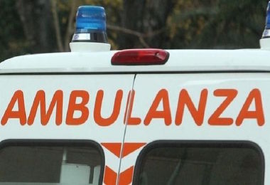 Sassari, furgone si ribalta: ritrovato conducente, è gravissimo