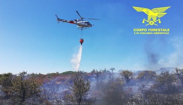 Fiamme a Iglesias e Maracalagonis, in volo elicotteri e Super Puma