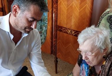 Cagliari omaggia la signora Maria Ulgheri per i suoi 100 anni