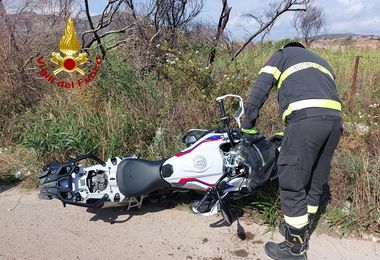 Scontro auto-moto a Posada: grave il padre di Salvatore Sirigu