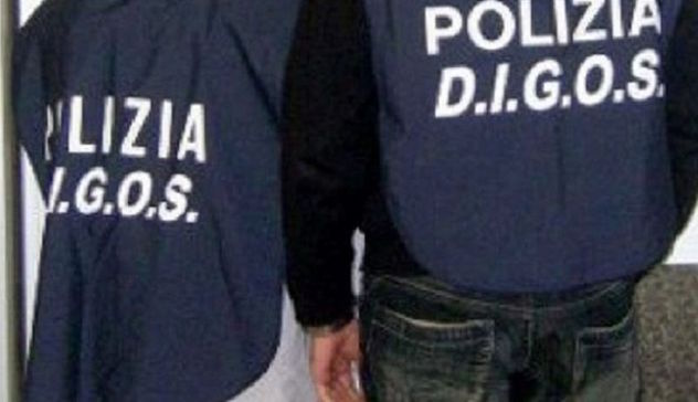 Terrorismo: 18enne bloccato a Cagliari, ossessionato da armi e video di torture