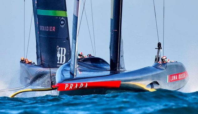 Vittoria di Luna Rossa contro American Magic alla Louis Vuitton Cup