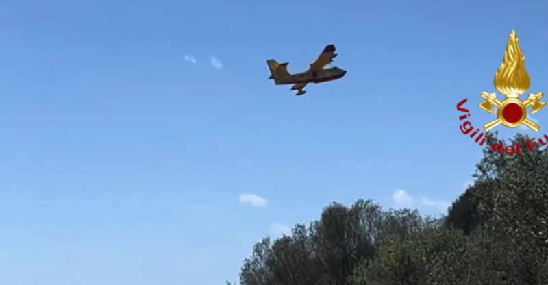 Preoccupa il rogo fra Jerzu e Cardedu: arriva il secondo Canadair