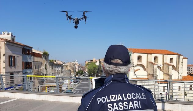 Sassari. La Polizia locale si rafforza: droni per scovare abusi edilizi e incivili