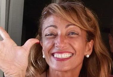 Malore sul volo per Roma, hostess muore a 56 anni