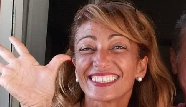 Malore sul volo per Roma, hostess muore a 56 anni