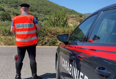 Nascondeva la marijuana nel serbatoio della stufa a pellet, 45enne arrestato a Suni