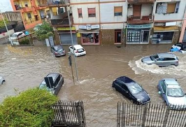 Nubifragio a Cagliari e hinterland, acqua anche nei Pronto soccorso