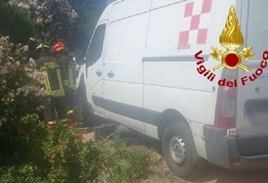 Porto Cervo, investe e uccide il vicino: lascia il carcere e va ai domiciliari  