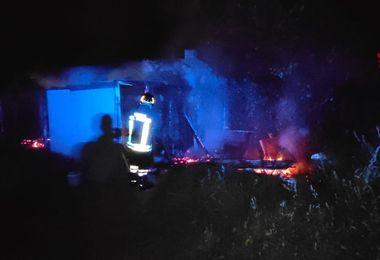 Pollaio in fiamme a Mamoiada, intervengono i Vigili del fuoco