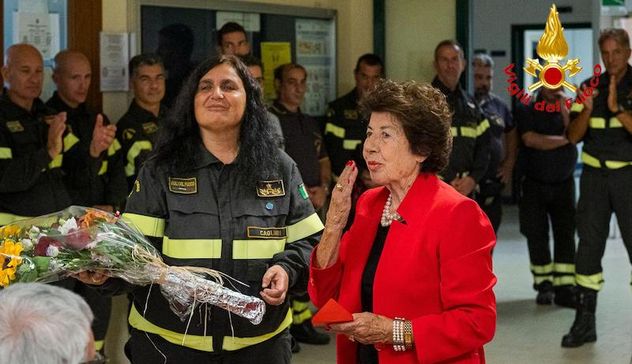 Maria Pannuti saluta Cagliari, prima donna a guidare un Comando di Vigili del fuoco in Sardegna