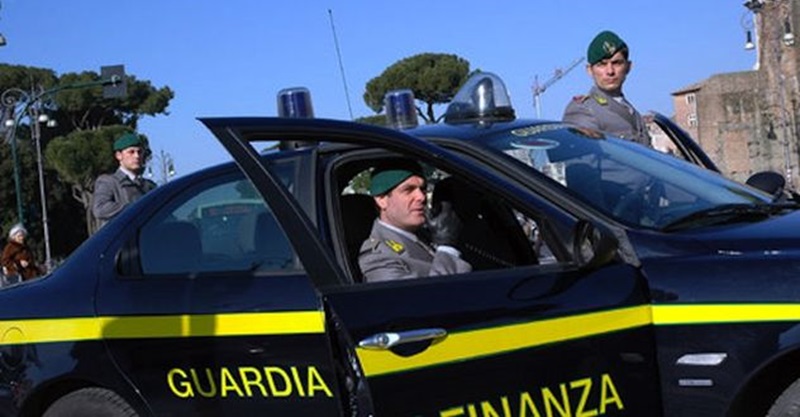 Spaccio di droga su mercato internazionale: arresti a Oristano, Catania e Udine