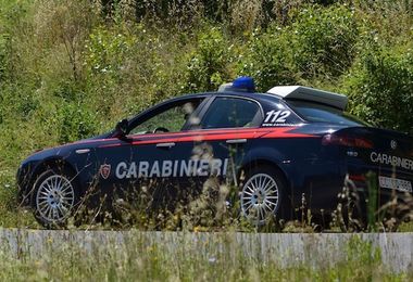 Tuili. Spara all'allevatore che stava bastonando il suo cane, arrestato 