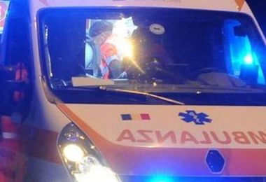 Cagliari. Terribile scontro auto-moto in viale Marconi, giovane in rianimazione