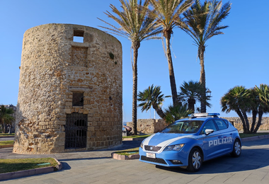 Più controlli della Polizia ad Alghero durante l'estate: due arresti