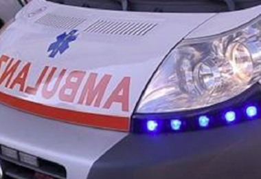 Grave incidente nel Sassarese: ubriaco alla guida ferisce 3 persone