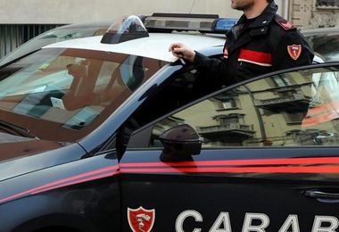 In giro per Palau con una scacciacani: denunciato