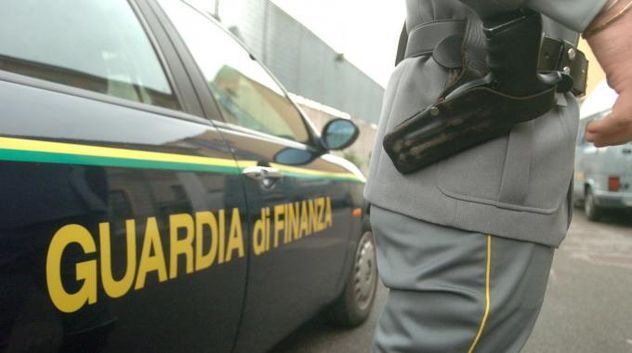 Sassari. Sequestrati oltre 4mila giocattoli contraffatti: denunciato commerciante