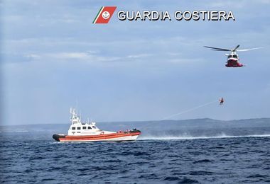 Stintino. Turisti giapponesi salvati al largo dell'Isola Piana 