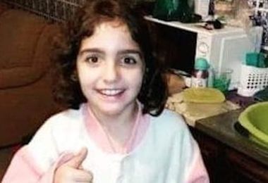 Trovata morta Valentina, scomparsa da casa a 9 anni: arrestati il padre e la matrigna